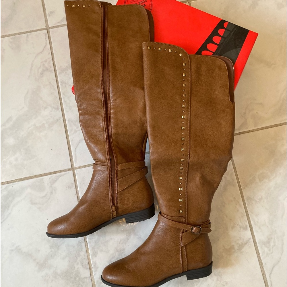 Rialto Knee High Boots 7.5 M